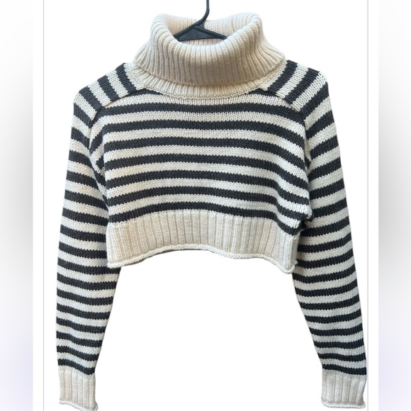 ZARA NWOT Women’s Cropped Knit High Neck Sweater Size: S - Picture 2 of 8